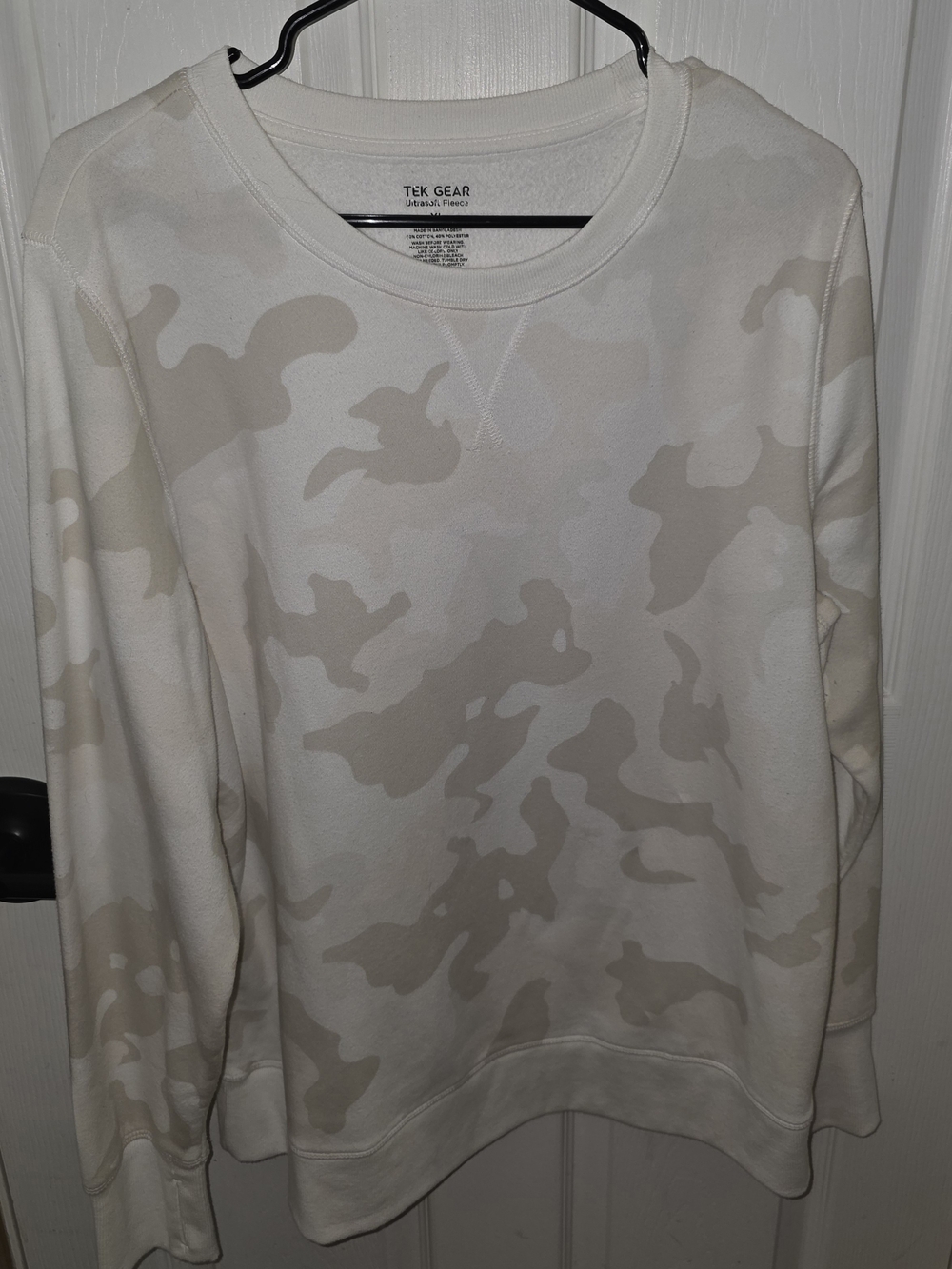 Tek Gear Men's Cream Camo Crewneck Sweatshirt - Stone/Cream